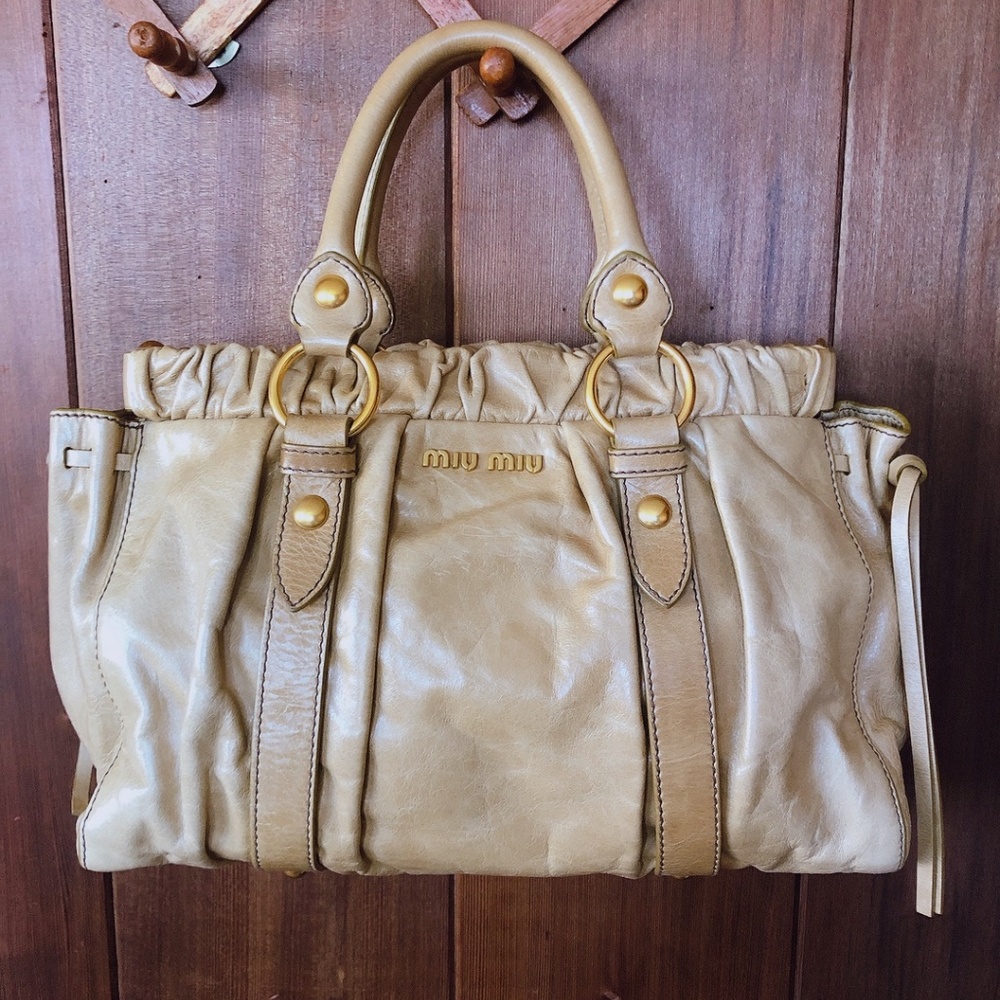 Miu Miu 2 way shoulder/Hand bag leather Beige/gold plated